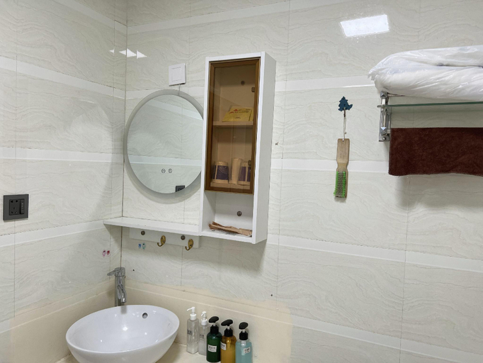 Bathroom 3, Ruijia Smart Hotel, Honghe Hani and Yi
