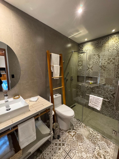 Bathroom 4, Hostal Suite Le Fabrique, Cuenca