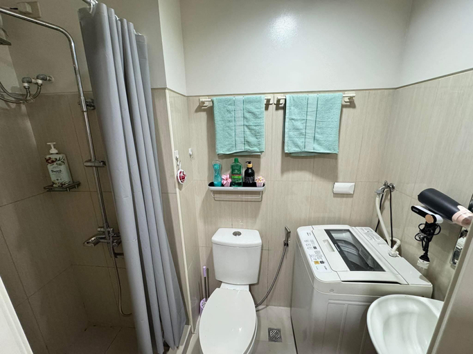 Bathroom, Staycation Shell Residences , Pasay City