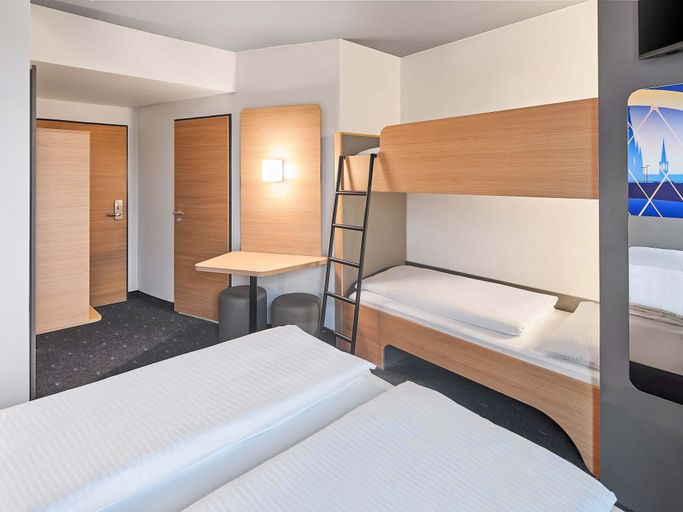 Bedroom 3, B&B Hotel Köln-Messe, Köln