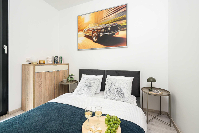 Room 4, Warsaw Flat With City Views, Warsaw