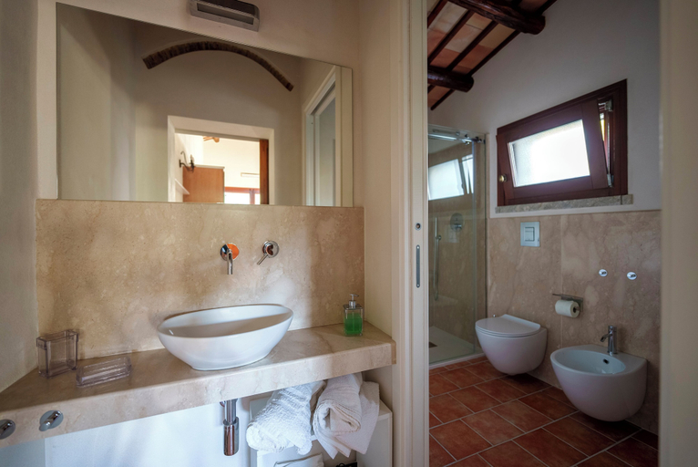 Bathroom 4, Agriturismo Don Carlo, Trapani