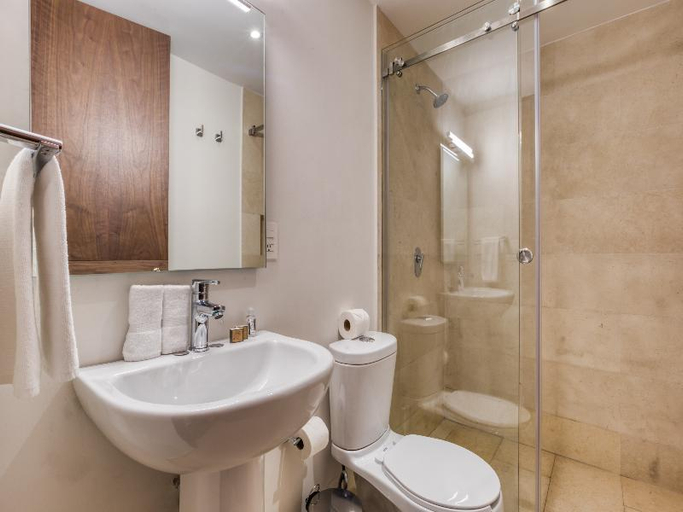 Bathroom 4, Zamora By Mr W, Mexico City
