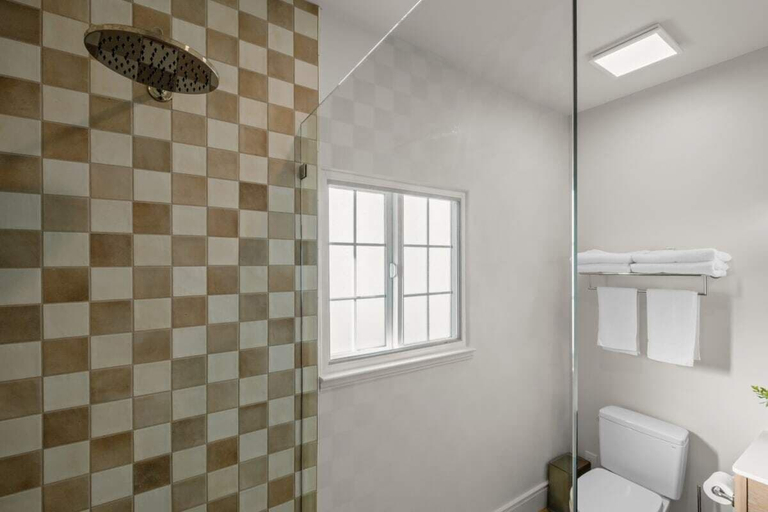 Bathroom 3, Bella Notte, Santa Cruz