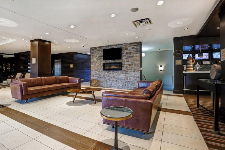 Public Area, Four Points by Sheraton Toronto Mississauga, Peel