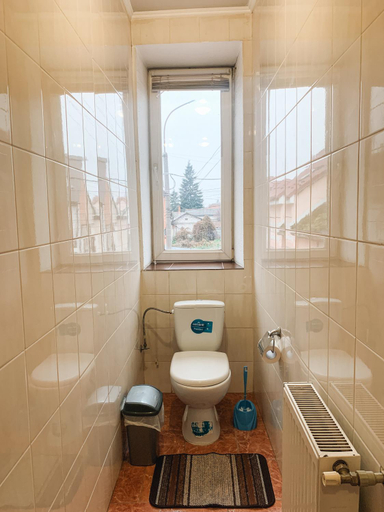 Bathroom, Apartments Domovik on Beregovskaya 3, Mukachivs'ka