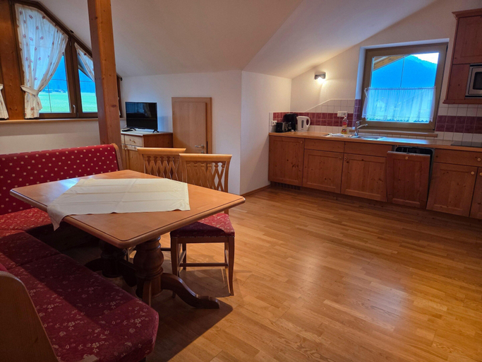 Living room 5, Holiday apartment in an Alpine setting, Schwaz