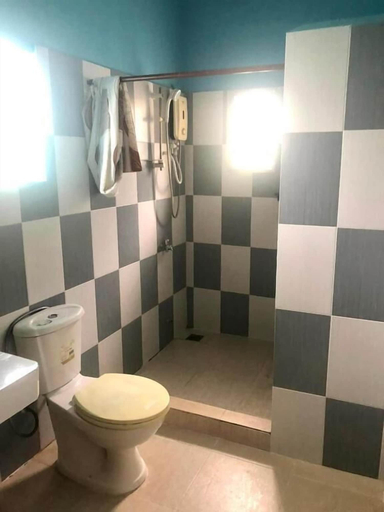 Bathroom 4, Atmaland Resort, Kaeb