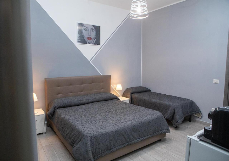 Bedroom 2, zuroli suite, Napoli