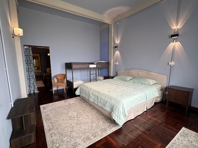 Bedroom 4, Large Room near Grand Palace, Phra Nakhon