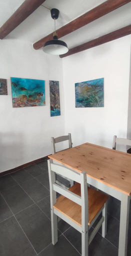 Public Area, A casa di Pietro, Oristano