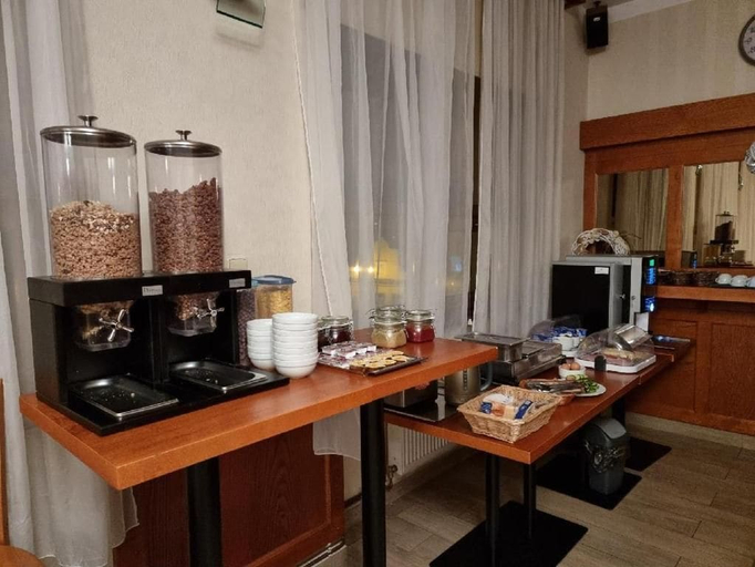 Food & Drinks 4, Hotel Pansky dum, Plzeň - jih