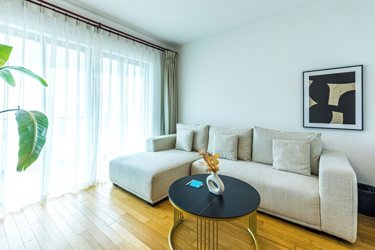 Living area, Tyms 3BR 2BA Apt at Jing'an Maple Garden, Shanghai