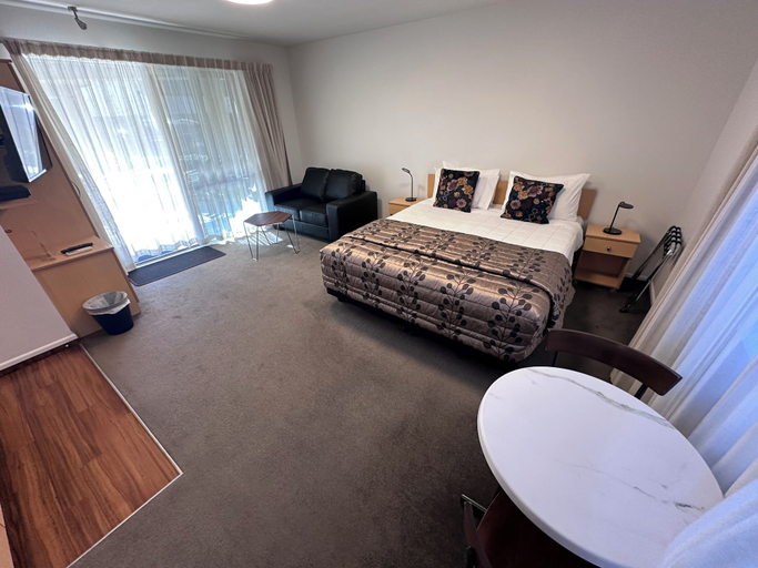 Bedroom 3, ASURE Centrepoint Motel, Christchurch