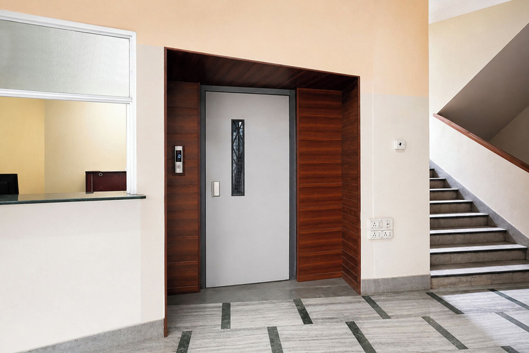 Elevator 4, Via Shiv Vandana Inn, Thane