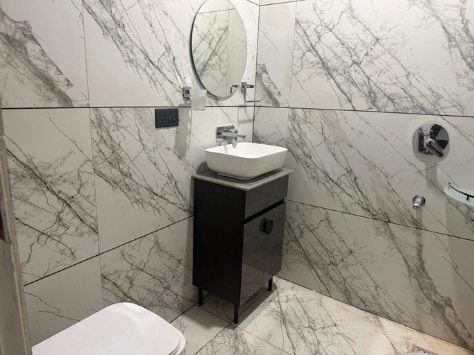 Bathroom 3, Classic Gurgaon Flora, Gurgaon