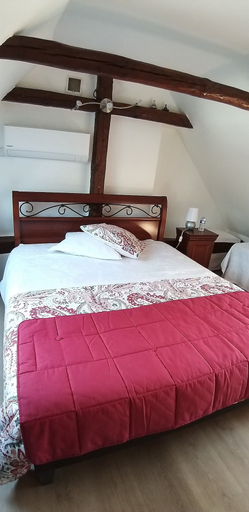 Bedroom 2, Valérie Gouffe Chambres d'hôtes, Sarthe