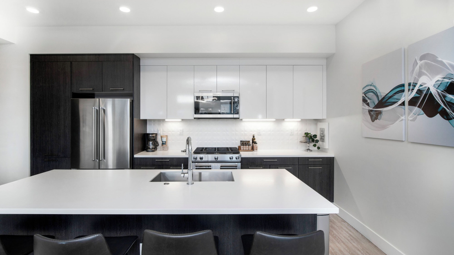 Others 5, Espadin Condos I, Denver