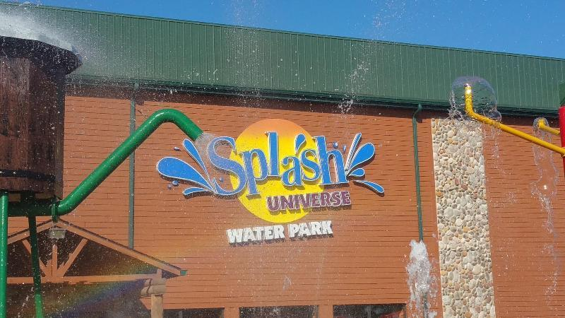Exterior & Views 2, Splash Universe Resort, Monroe