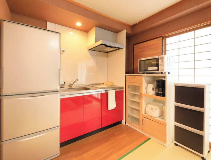 Private kitchenette, APARTHOTEL LILT Hakone Gora, Hakone