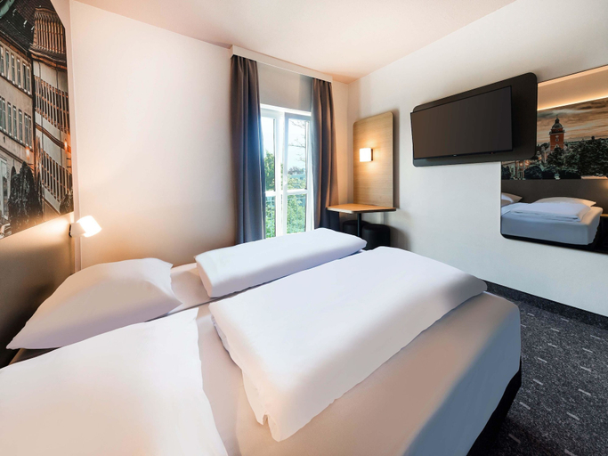 Bedroom 4, B&B HOTEL Gotha-Hbf, Gotha