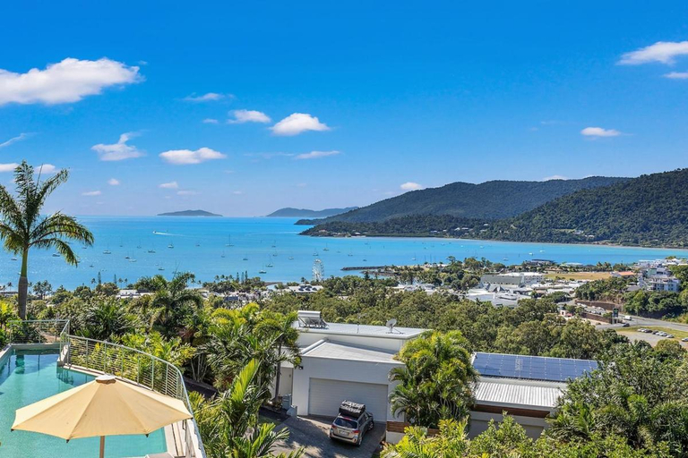 Others 4, What a View - Studio, Whitsunday