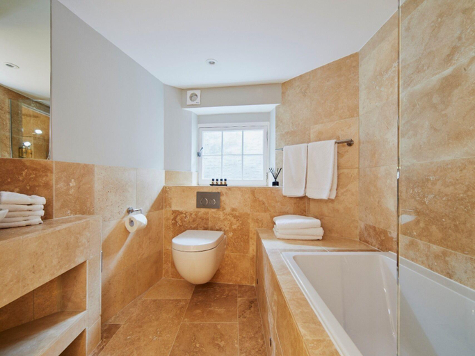 Bathroom 4, Bath Circle Camden Lodge House, Bath and North East Somerset