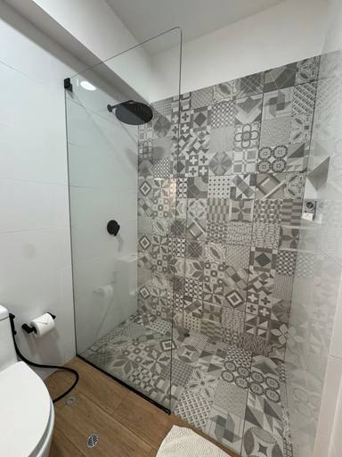 Bathroom 3, Aparts4Days 1 or 2 Bedroom Apartment San Isidro 303, Lima