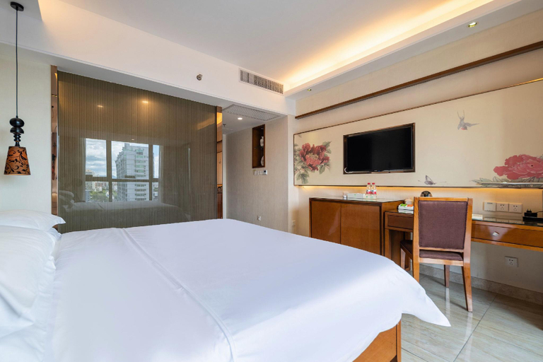 Bedroom 2, Vienna Hotel Sanya Bay, Sanya