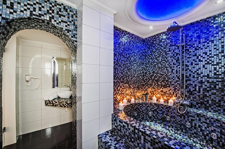 Bathroom 5, Gianna Suites, South Aegean