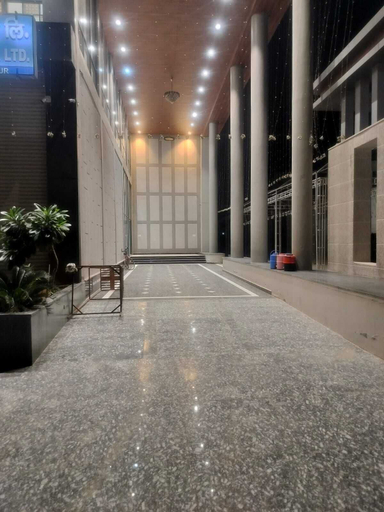 Property grounds, Hotel Kanti Empire, Dhaulpur