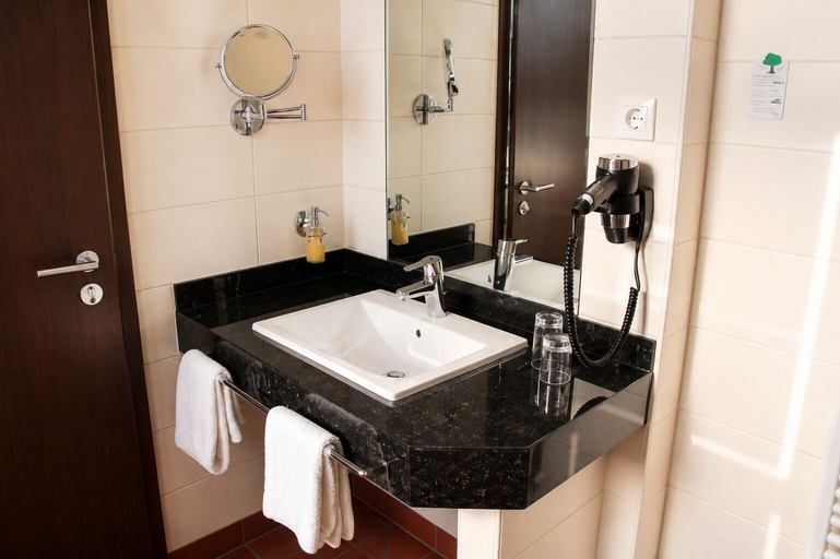 Bathroom 4, Hotel Adena, Bremerhaven