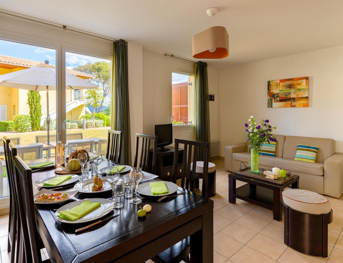 Others 5, Duplex Apartment Near Marina & Beach, Var