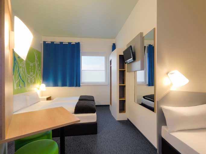 Bedroom 4, B&B Hotel Paderborn, Paderborn