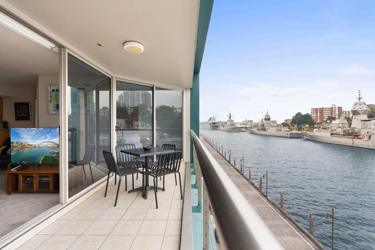 Others 4, Apartment in Iconic Fingerwharf, Sydney