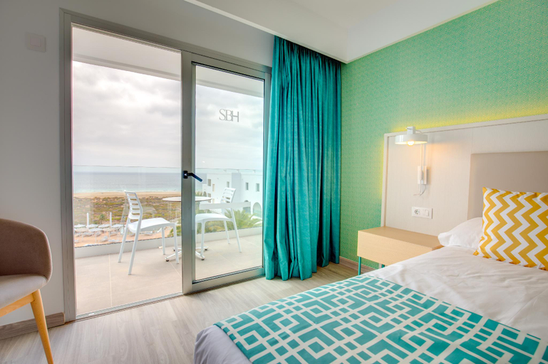 Bedroom 3, SBH Maxorata Resort, Las Palmas