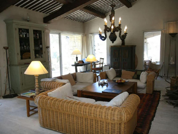 Living room 5, Provencal Stone House Near Bonnieux, Vaucluse