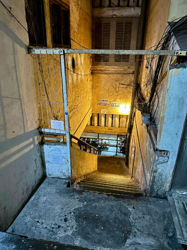 Others 4, My House, District 1
