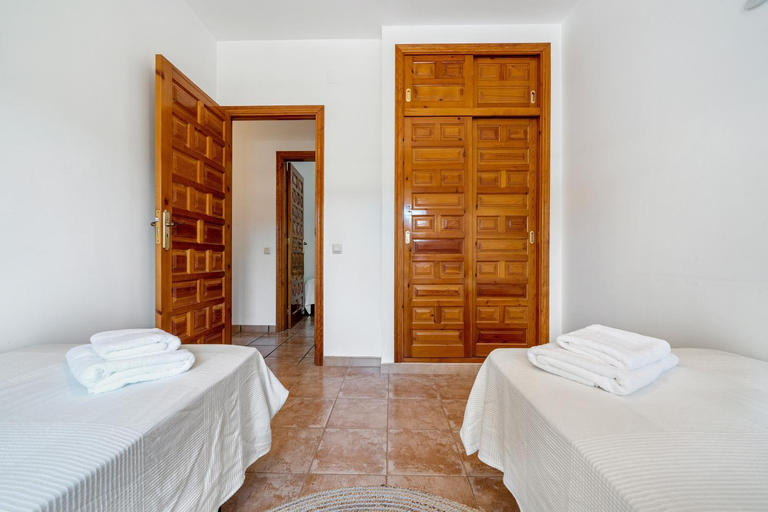 Bedroom 3, Chalet a pie Cala Forn con piscina, Tarragona