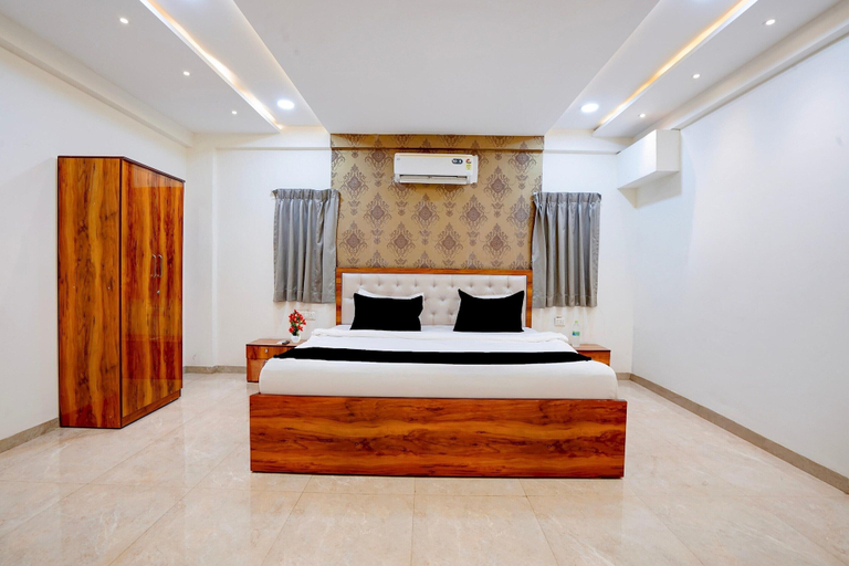 Room 5, Deluxe Room KP Pride, Pune