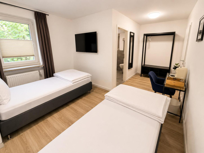 Bedroom 2, Moes Hotel, Gütersloh