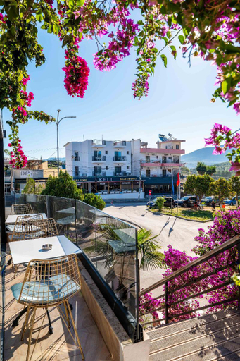 Public Area, Hotel Joni, Sarandës