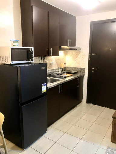Others 5, Cozy Staycation Unit at Pioneer Woodlands MRT Boni, Manila City