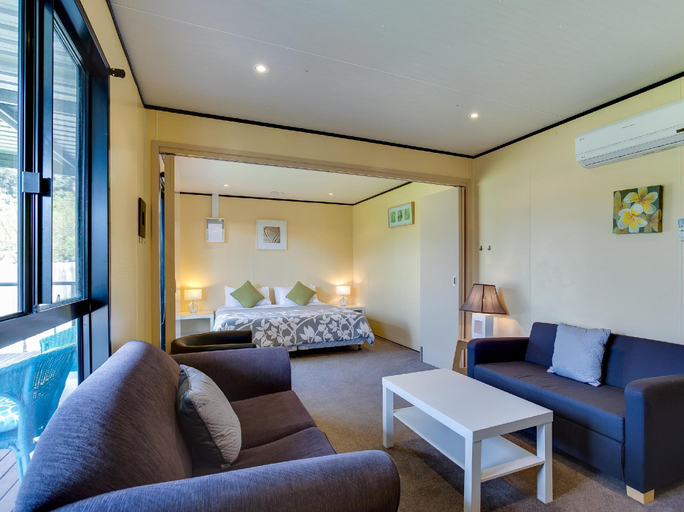 Public Area 2, Beach Holiday Apartments, Melbourne