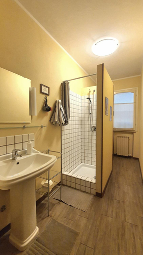 Bathroom 3, Cappone B&B, Rimini