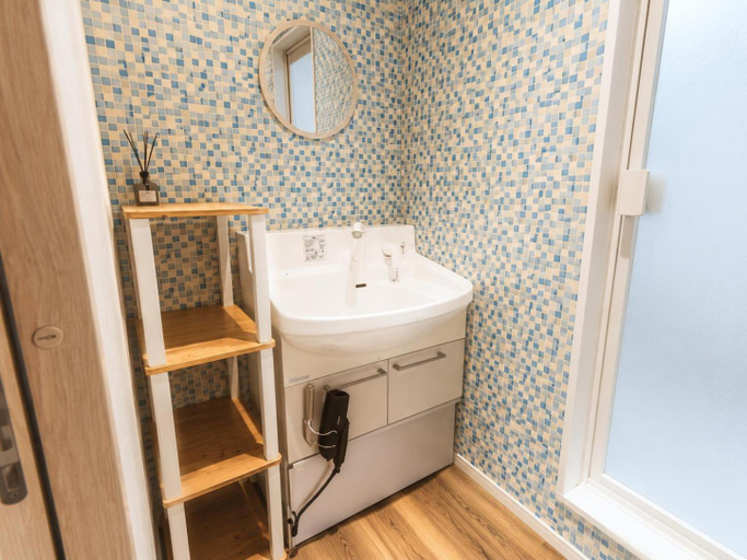 Bathroom 2, small resort  shima, Shima