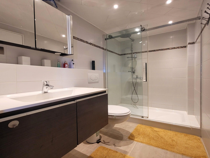 Bathroom 4, Coastal Comfort Middelkerke, West-Vlaanderen