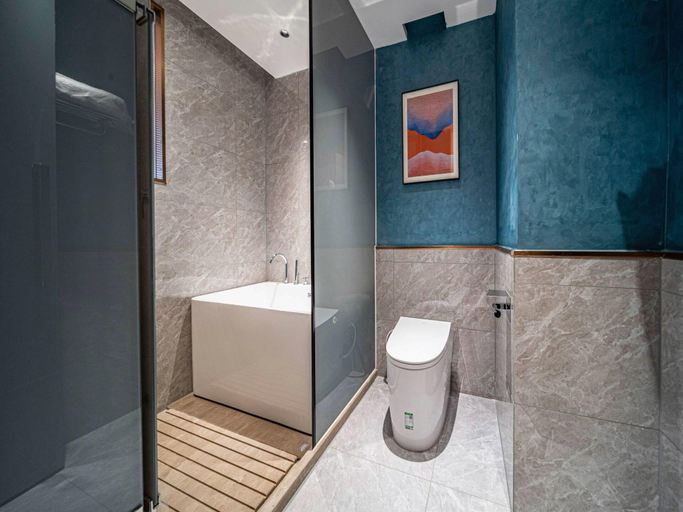 Bathroom 4, IU Hotel Xian Zhong Gu Lou Square, Xi'an