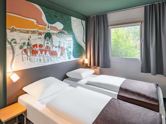 Bedroom 4, B&B HOTEL Hannover-Garbsen, Region Hannover