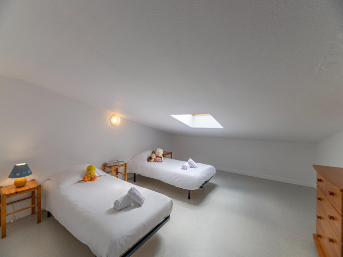 Room 5, Duplex Apartment in Carcans Near Beach, Gironde